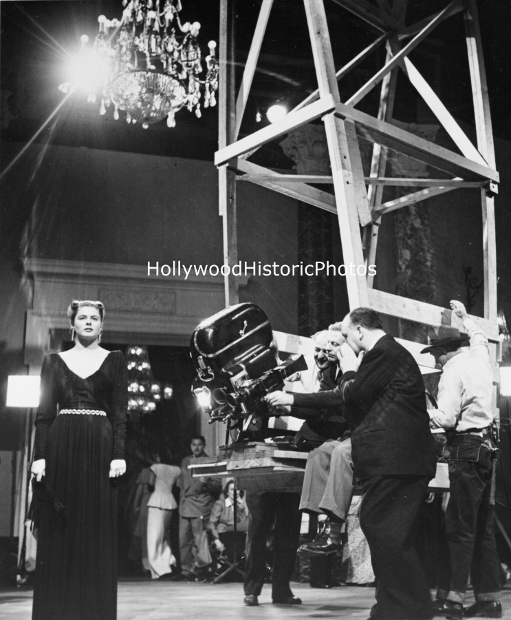 Notorious 1946 Bergman Hitchcock WM.jpg